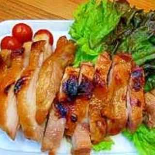 漬け込んで焼くだけ♪鶏もも肉の中華風照り焼き